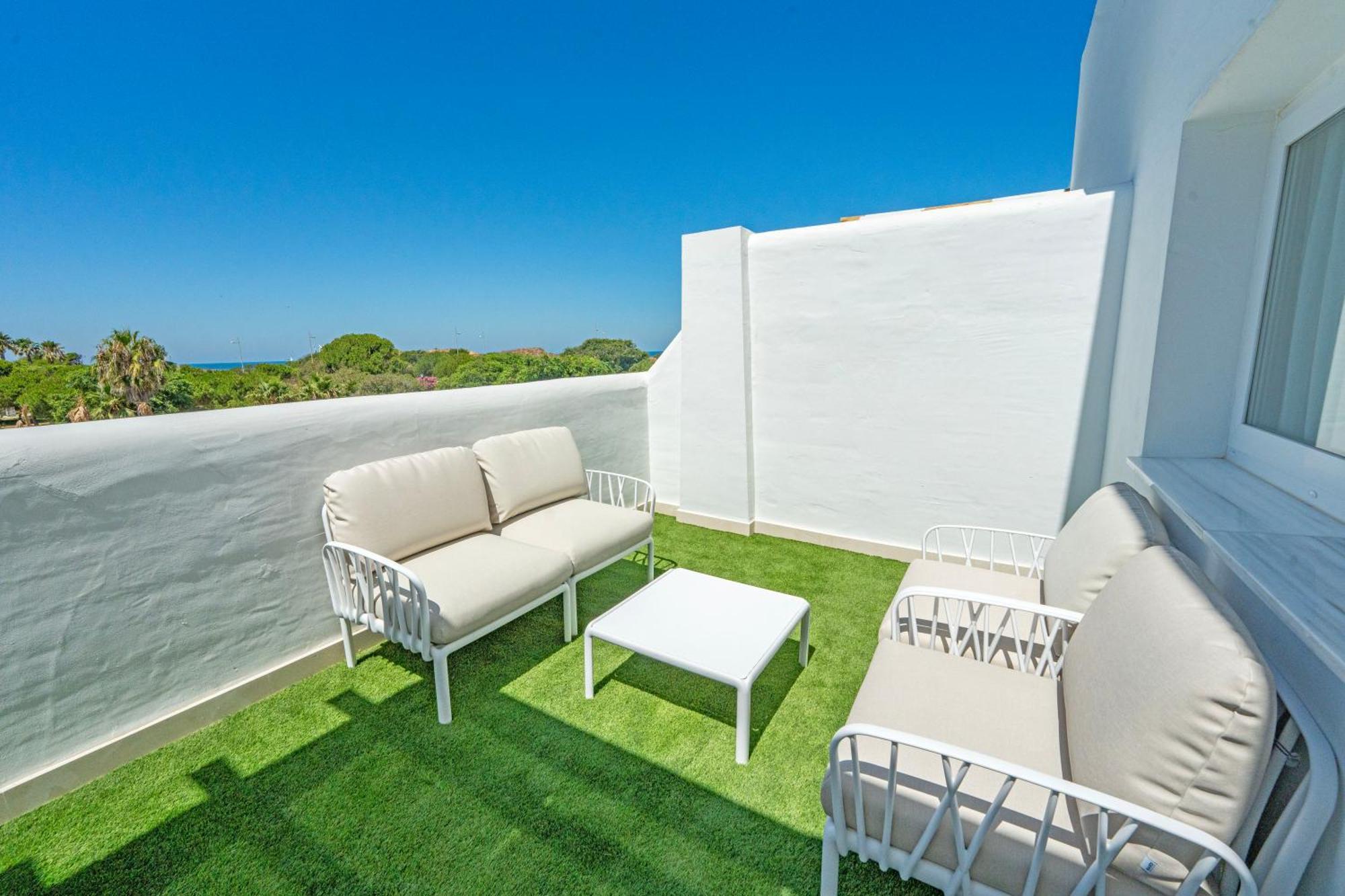 Punta Candor Suites Рота Екстериор снимка