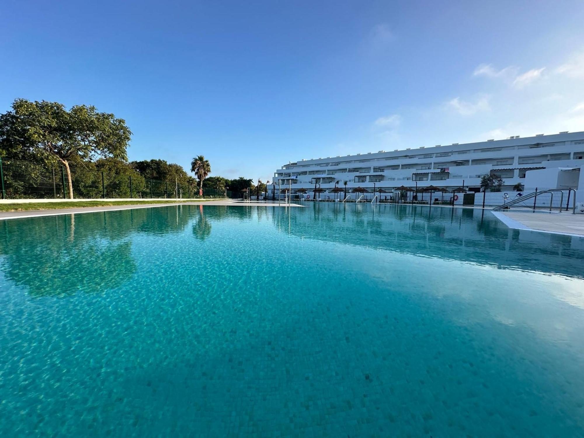 Punta Candor Suites Рота Екстериор снимка